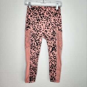 Fabletics Powerhold Mila Mesh Cropped Leggings Leopard Pink Black Small